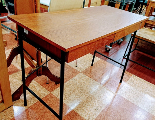 所沢 家具の秋津 家具