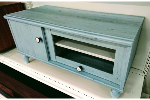 テレビ台のSHIRAI