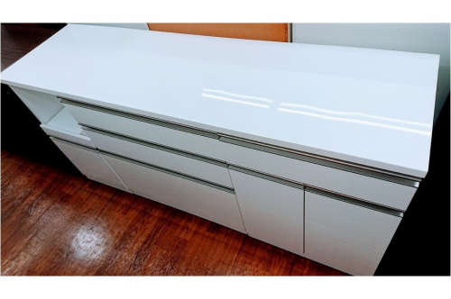 所沢　家具の秋津　家具