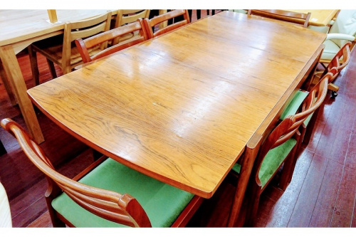 所沢　家具の天童木工