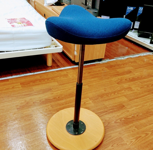 STOKKEのスツール