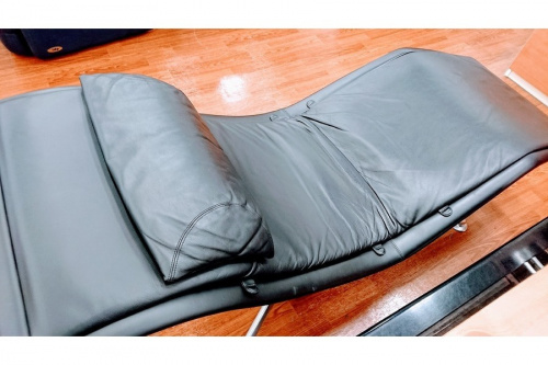 シェーズロングのデザイン家具