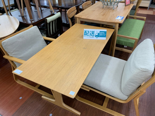 家具のソファ