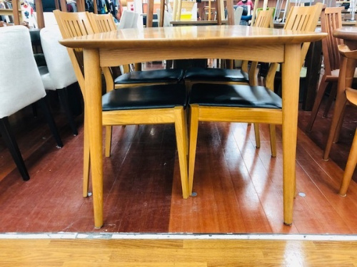 所沢　家具の家具蔵　中古