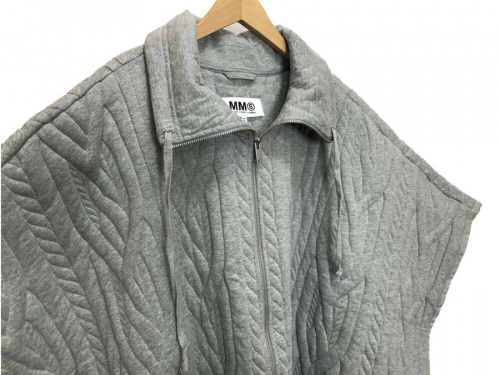 レディースファッションのポンチョ 春服