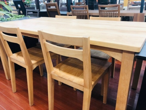 SELE品 家具紹介!! ACTUS ダイニング5点セット アルダー材 をご紹介 SELE品 家具紹介!! ACTUS ダイニング5点セット アルダー材 をご紹介