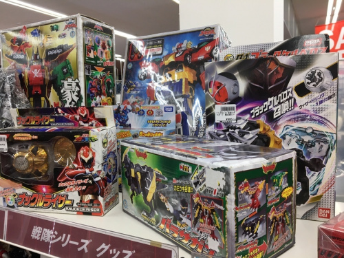 おもちゃ買取のプラレール　トミカ　シルバニアファミリー　仮面ライダー　戦隊モノ　ウルトラマン　鉄道模型　フィギュア　Nゲージ　プラモデル　ミニカー