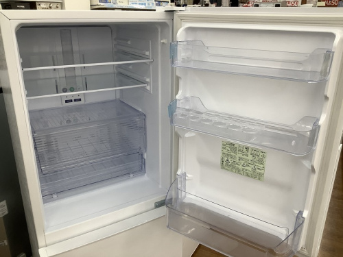 冷蔵庫の2ドア冷蔵庫