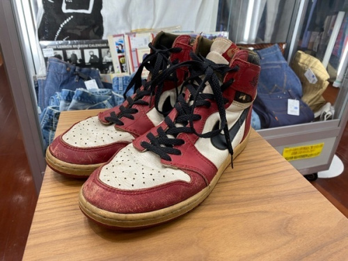 スニーカーのNIKE　ナイキ