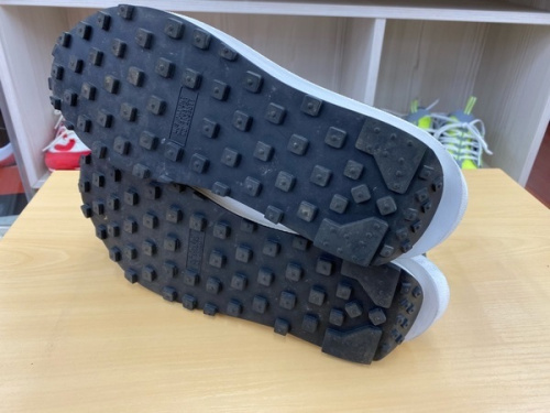 中古スニーカー　埼玉　買取