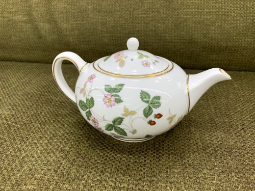 洋食器のティーポット