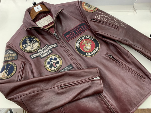 SchottのLewis Leathers