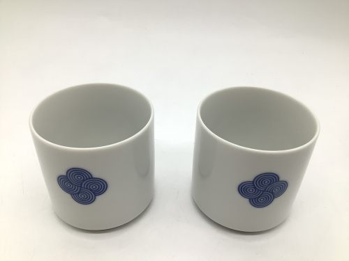 丸紋の湯呑みセット