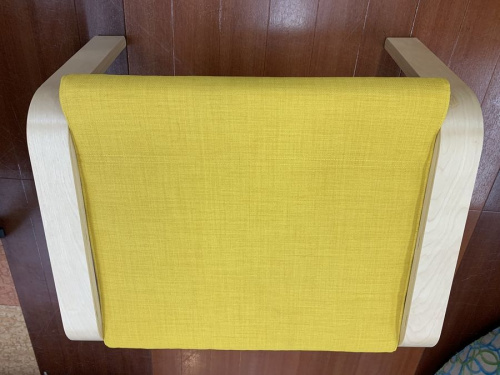 パーソナルチェア&オットマンのIKEA