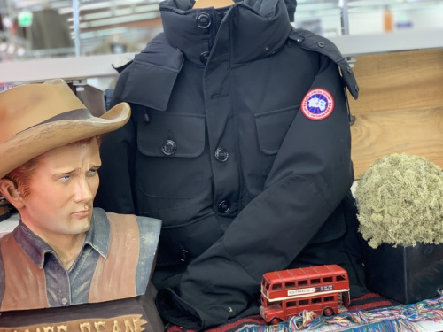 メンズファッションのダウンジャケット