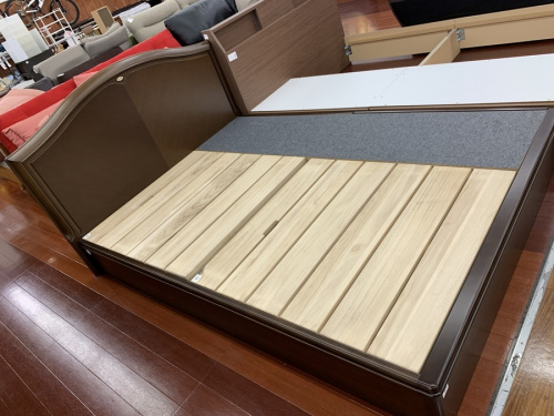 Simmonsのシモンズ
