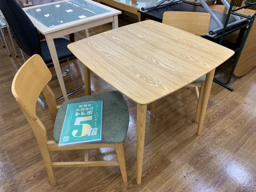 家具のダイニング
