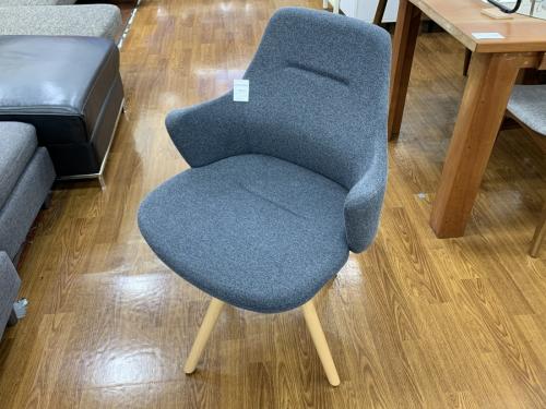 生活家具のイス