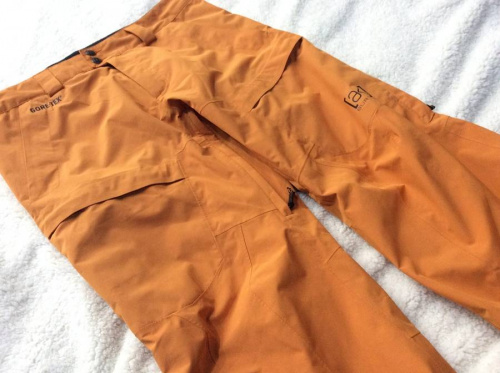 中古ウインターのBURTON