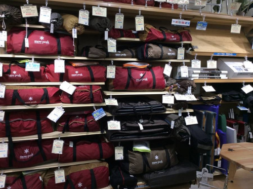 キャンプ用品のスポーツ用品