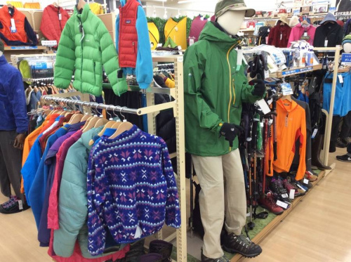 スポーツ用品のスポーツ・アウトドア