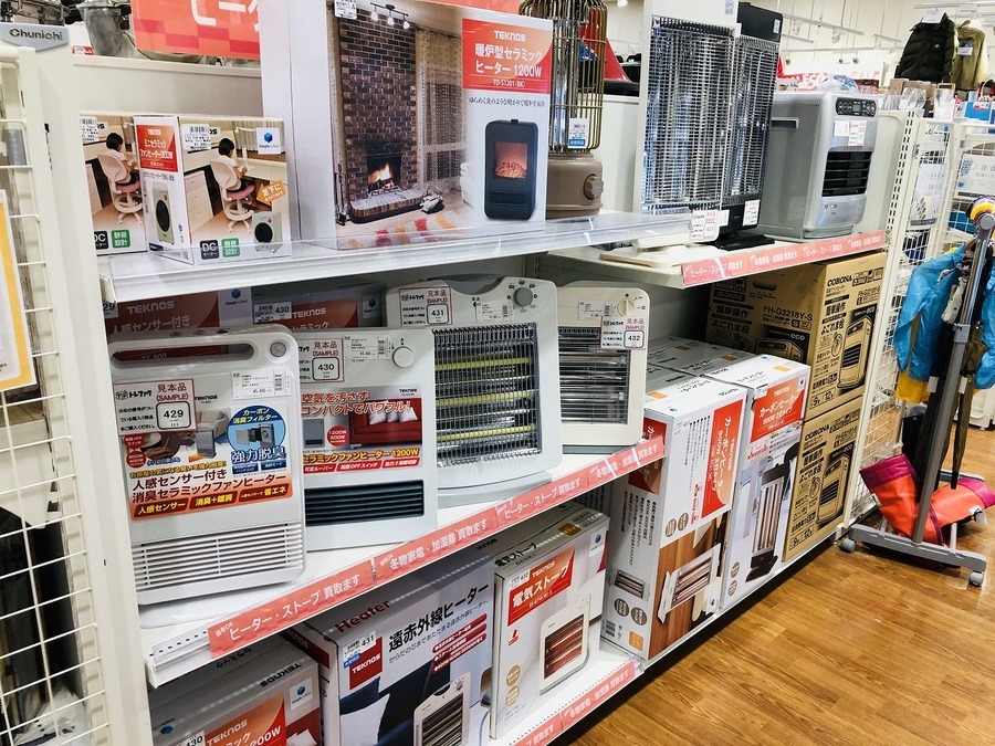 CORONA 石油ファンヒーター 未使用品 入荷しました。【トレジャーファクトリーミスターマックスおゆみ野店】 寒いですね。。冬物家電売り切り価格で販売中！【ミスターマックス