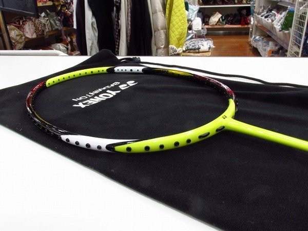 バドミントン！ヨネックス(YONEX)アウトレット大量入荷