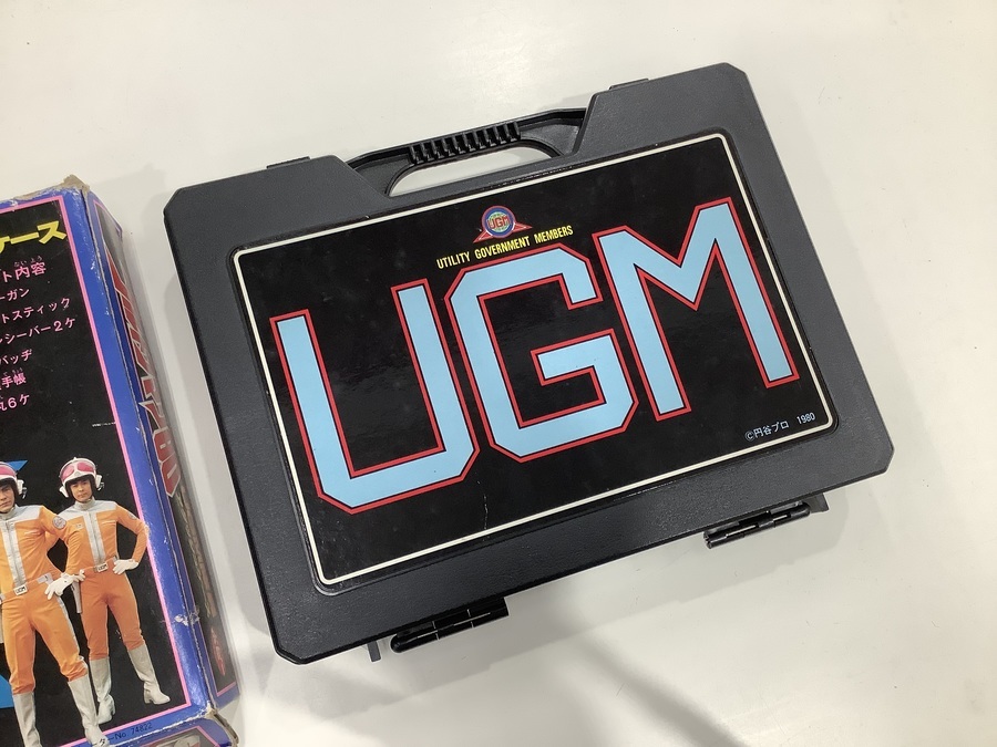ポピー　ウルトラマン80 UGM隊員　アタッシュヘルメット　ブライトスティック他 ポピー ウルトラマン80 UGM隊員 アタッシュヘルメット ブライト