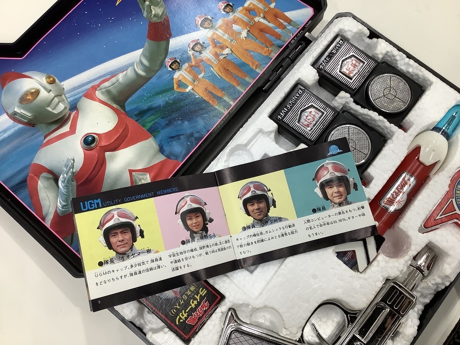 ポピー　ウルトラマン80 UGM隊員　アタッシュヘルメット　ブライトスティック他 ポピー ウルトラマン80 UGM隊員 アタッシュヘルメット ブライト