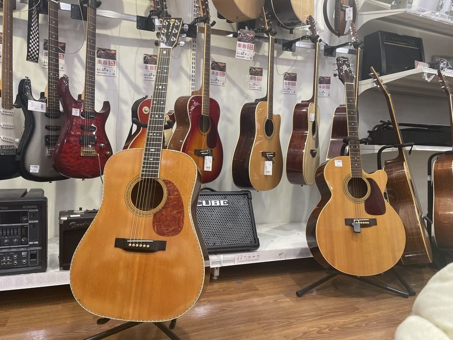 Tomson アコースティックギター 70s国産ビンテージ.Ｆ-25 Tomson アコースティックギター 70s国産ビンテージ.F-25 - メルカリ