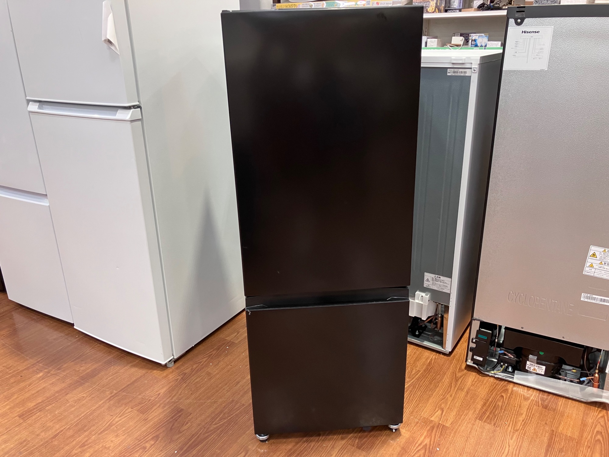Hisense 2ドア冷蔵庫 HR-D1301入荷しました！【トレジャーファクトリーミスターマックスおゆみ野店】 Hisenseの2ドア冷蔵庫を買取入荷いたしました！｜2025年07月25日