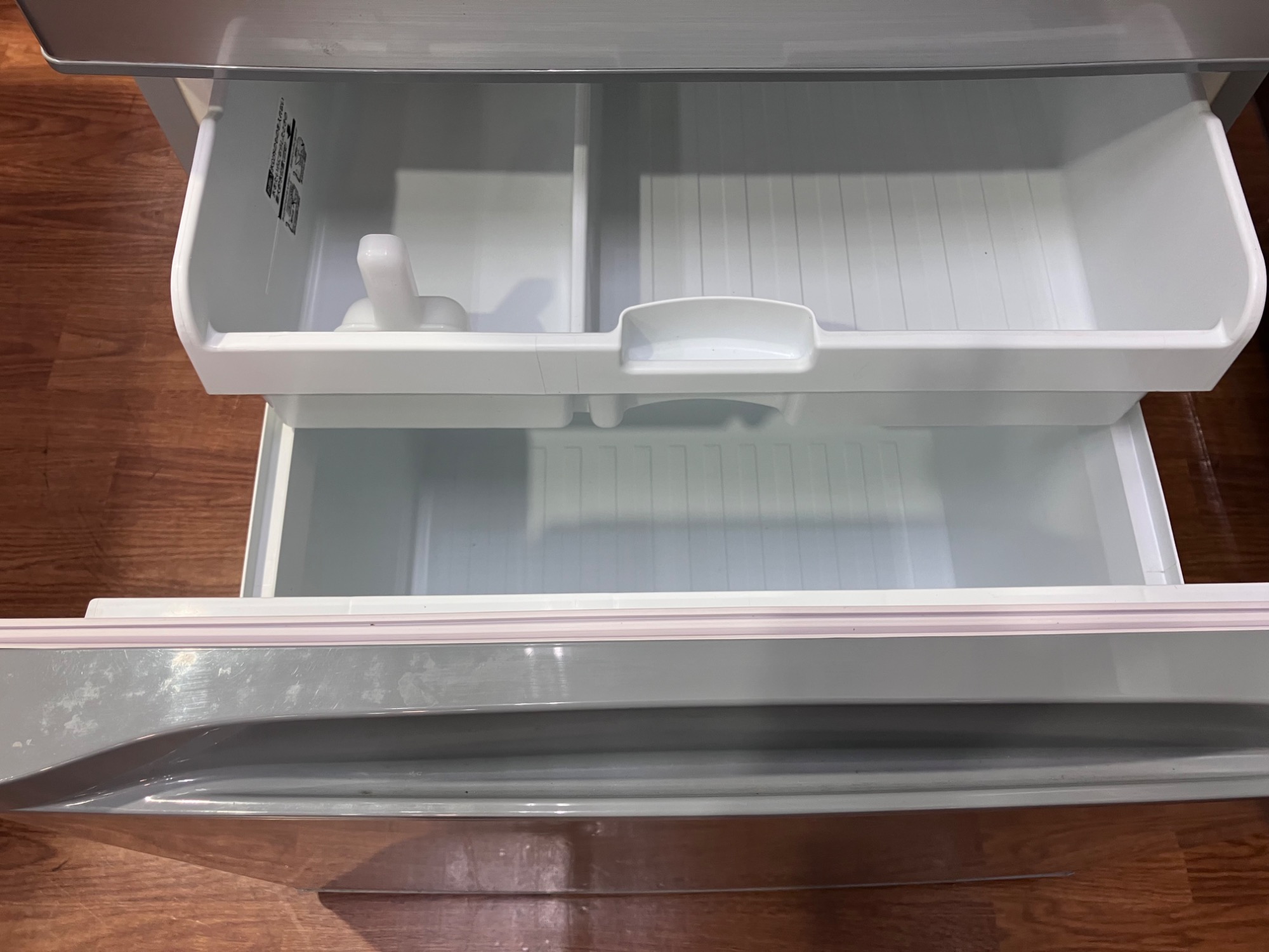 大容量330Ⅼ沢山野菜入ります！】TOSHIBA 3ドア冷蔵庫を買取致しました