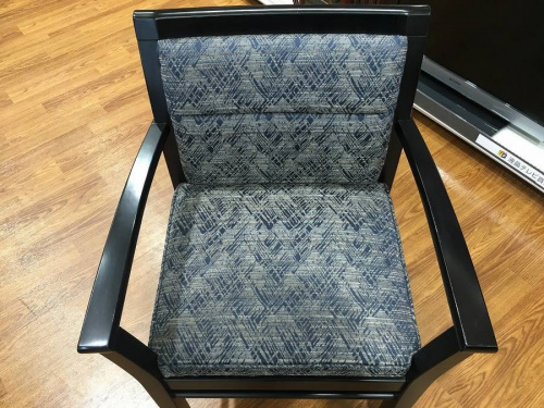 チェアーのイス