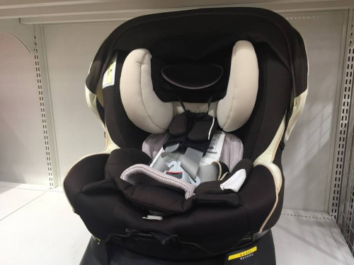 チャイルドシートのCombi 中古