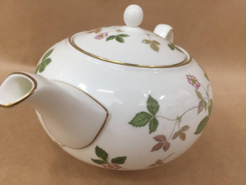 食器　買取のティーポット