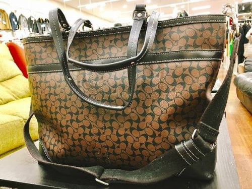 ﾊﾞｯｸﾞのCOACH　買取