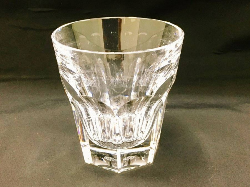 バカラ（Baccarat）のﾀﾝﾌﾞﾗｰ