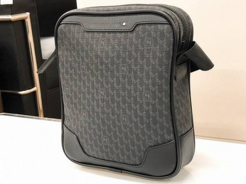 MONTBLANCのﾊﾞｯｸﾞ