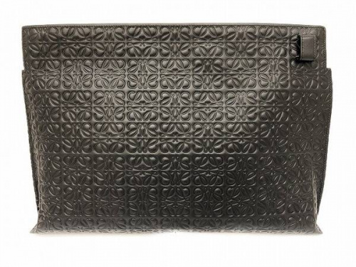 クラッチバッグのバッグ