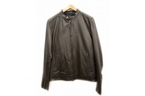 nano universのレザージャケット