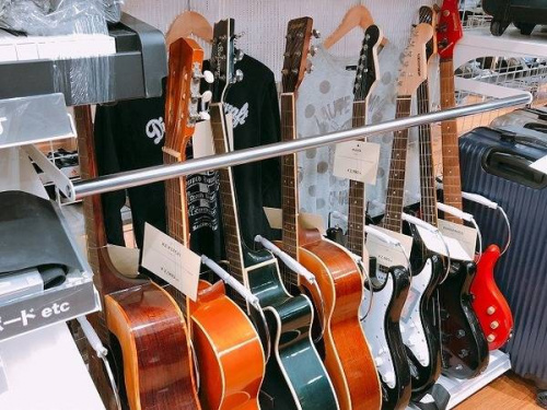 アンプの電子ピアノ