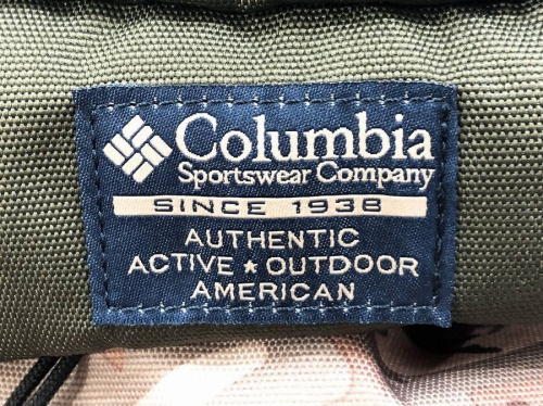 Columbiaのバッグ