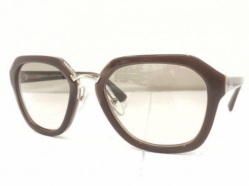 プラダ(PRADA)のサングラス