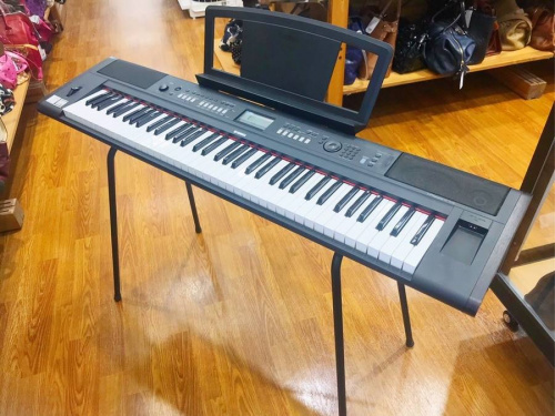 キーボードの中古楽器