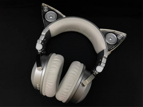 デジタル家電のヘッドフォン