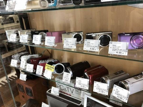 カメラ　中古のカメラ　買取