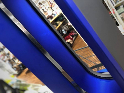 ダイソンのダイソン　中古