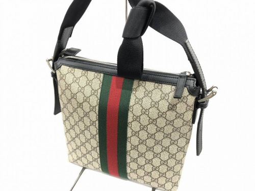 グッチのショルダーバッグ