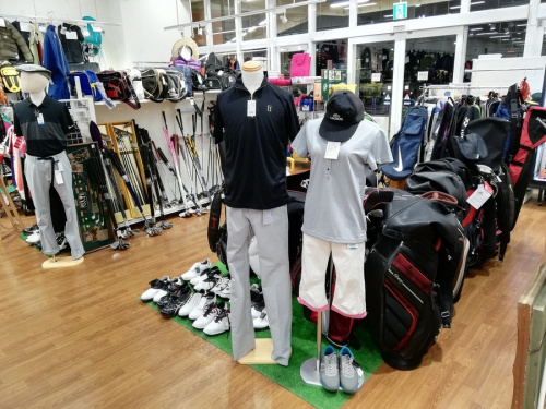 キャンプ用品のコールマン