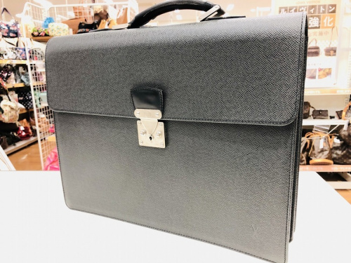 LOUIS VUITTONのルイヴィトン